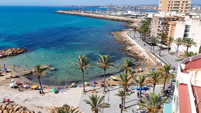 2 bedroom Apartment for sale in Parque Acuático - Sector 25, Torrevieja with garage - € 259,000 (Ref: 10019656)