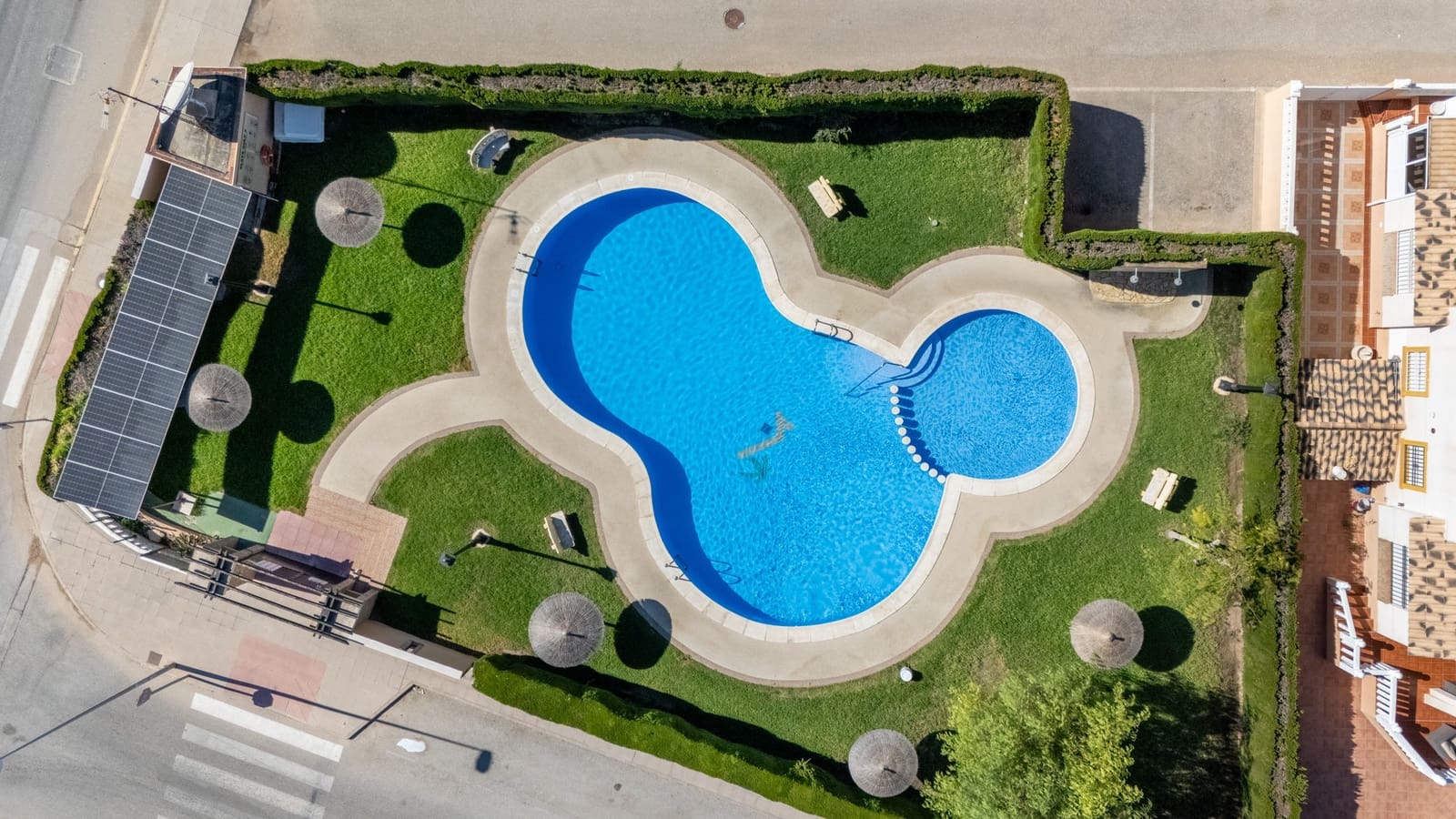 2 Zimmer Doppelhaus zu verkaufen in Cabo Roig mit Pool - 239.000 € (Ref: 10019756)