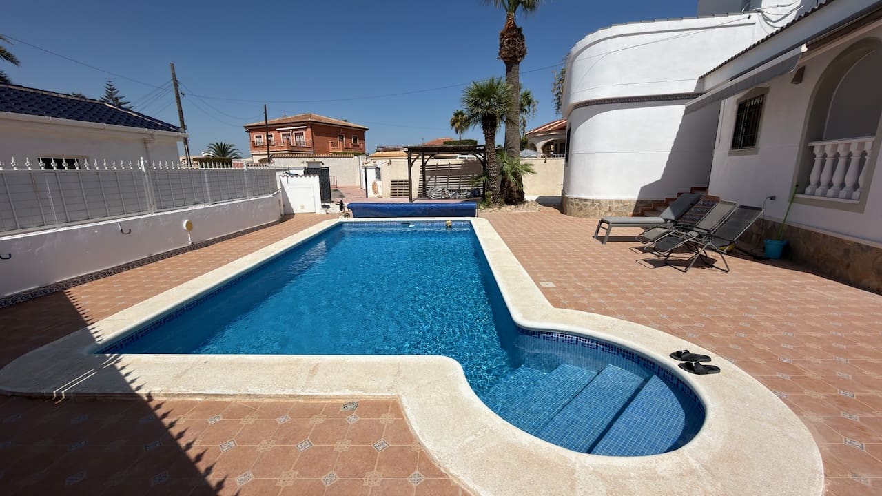 4 sypialnia Willa na sprzedaż w Ciudad Quesada z basenem - 650 000 € (Ref: 10022898)