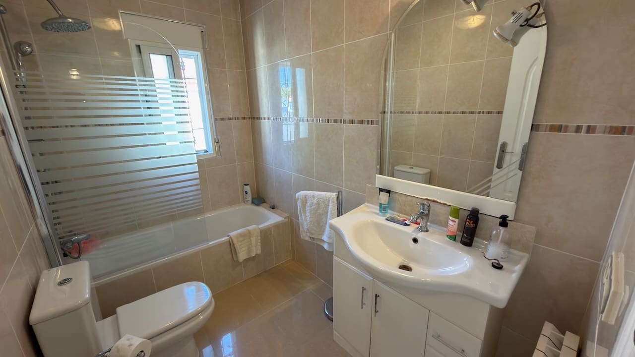4 sypialnia Willa na sprzedaż w Ciudad Quesada z basenem - 650 000 € (Ref: 10022898)