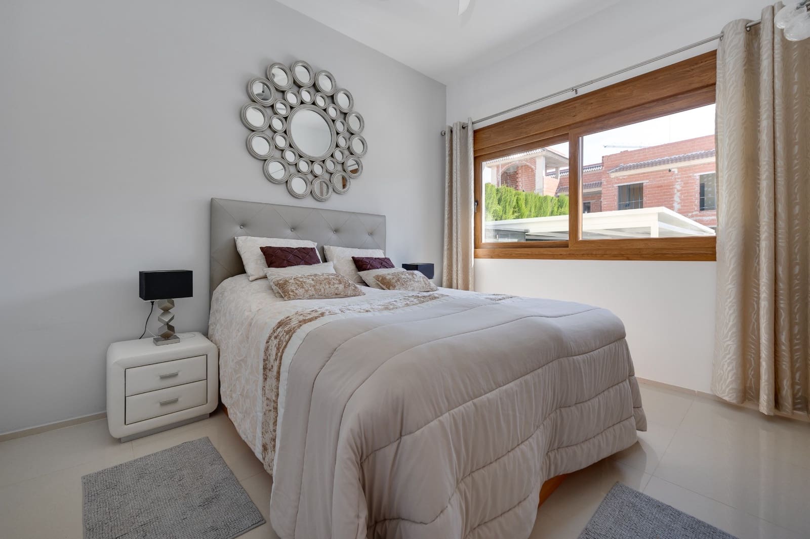 3 slaapkamer Villa te koop in Dona Pepa met zwembad garage - € 585.000 (Ref: 10022899)