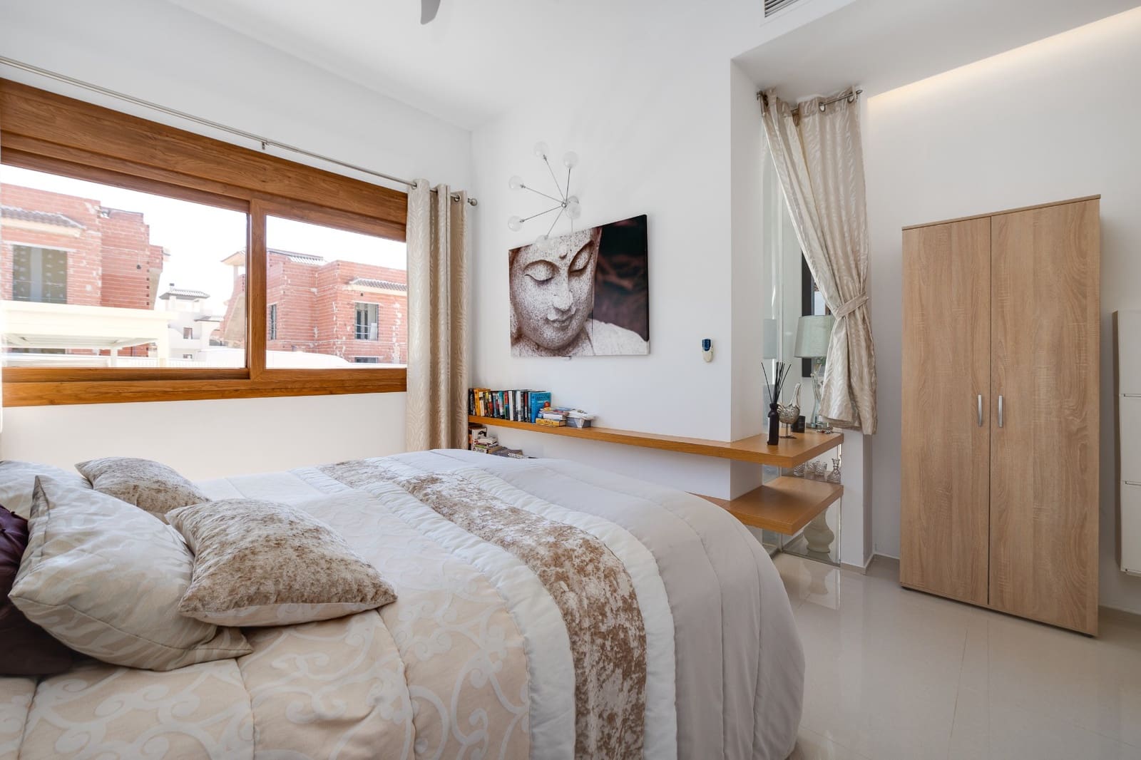 3 slaapkamer Villa te koop in Dona Pepa met zwembad garage - € 585.000 (Ref: 10022899)