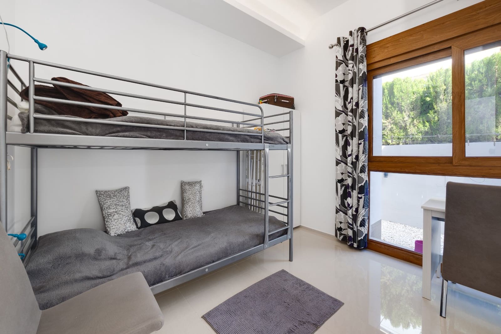 3 slaapkamer Villa te koop in Dona Pepa met zwembad garage - € 585.000 (Ref: 10022899)