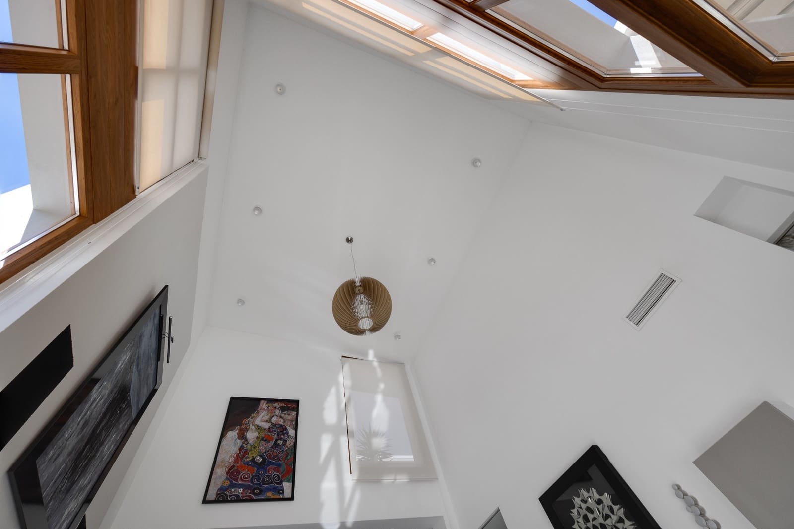 3 slaapkamer Villa te koop in Dona Pepa met zwembad garage - € 585.000 (Ref: 10022899)