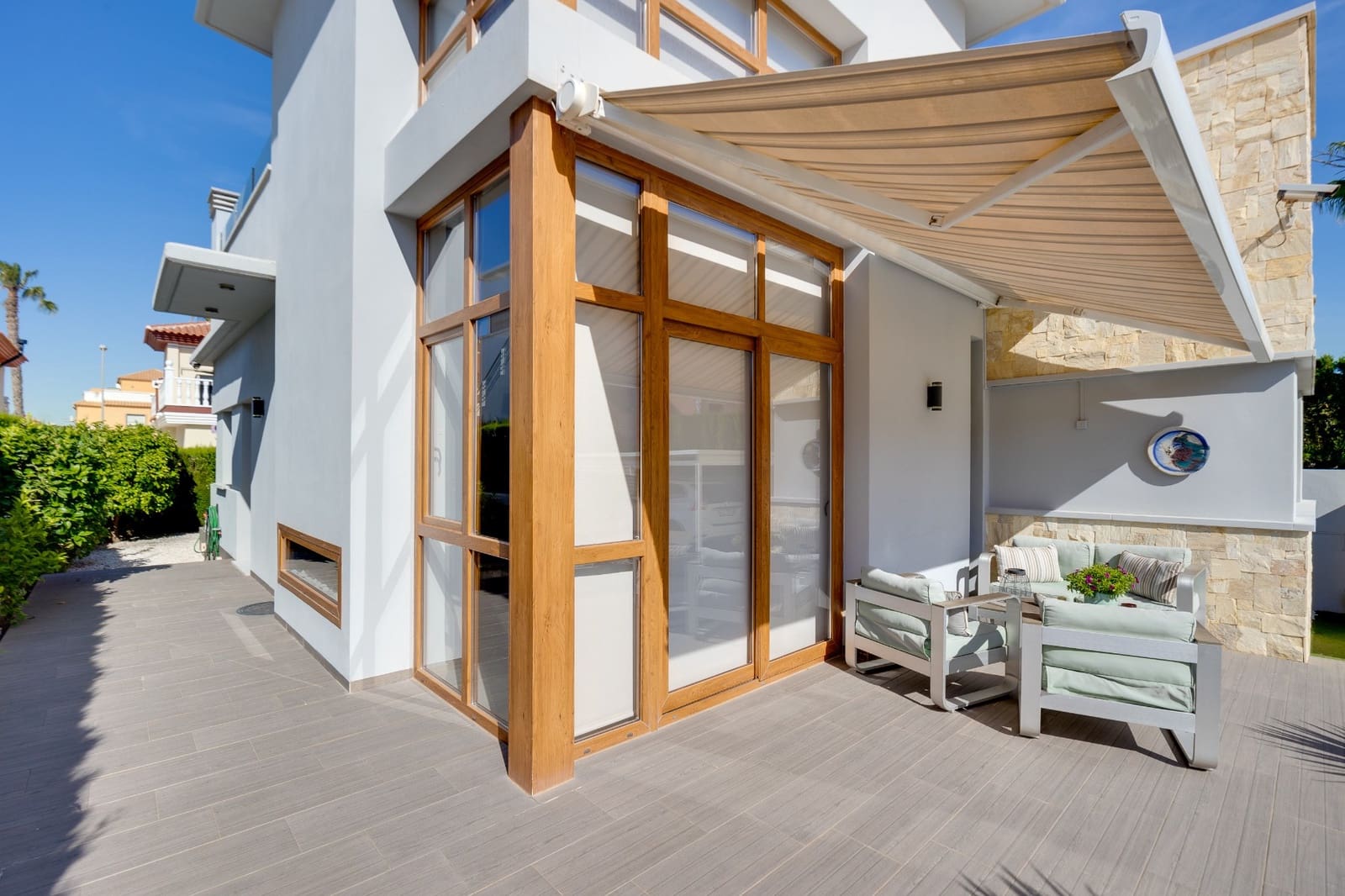 3 slaapkamer Villa te koop in Dona Pepa met zwembad garage - € 585.000 (Ref: 10022899)