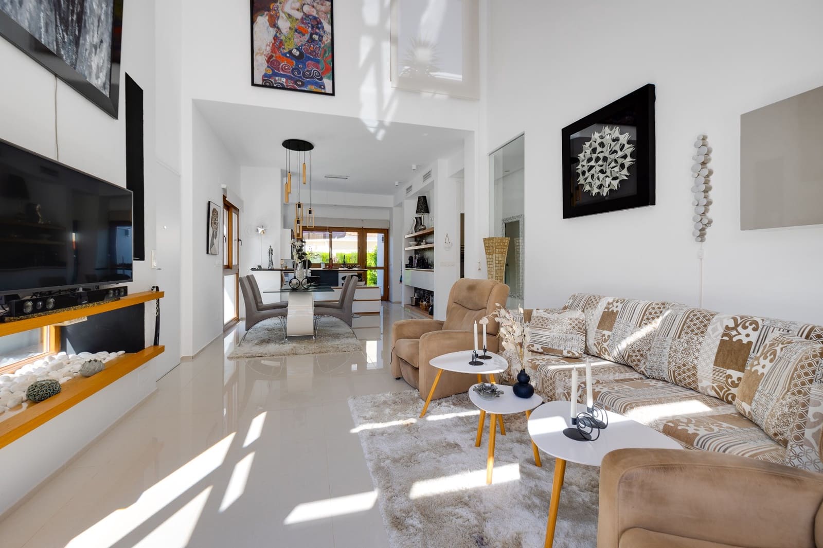 3 slaapkamer Villa te koop in Dona Pepa met zwembad garage - € 585.000 (Ref: 10022899)