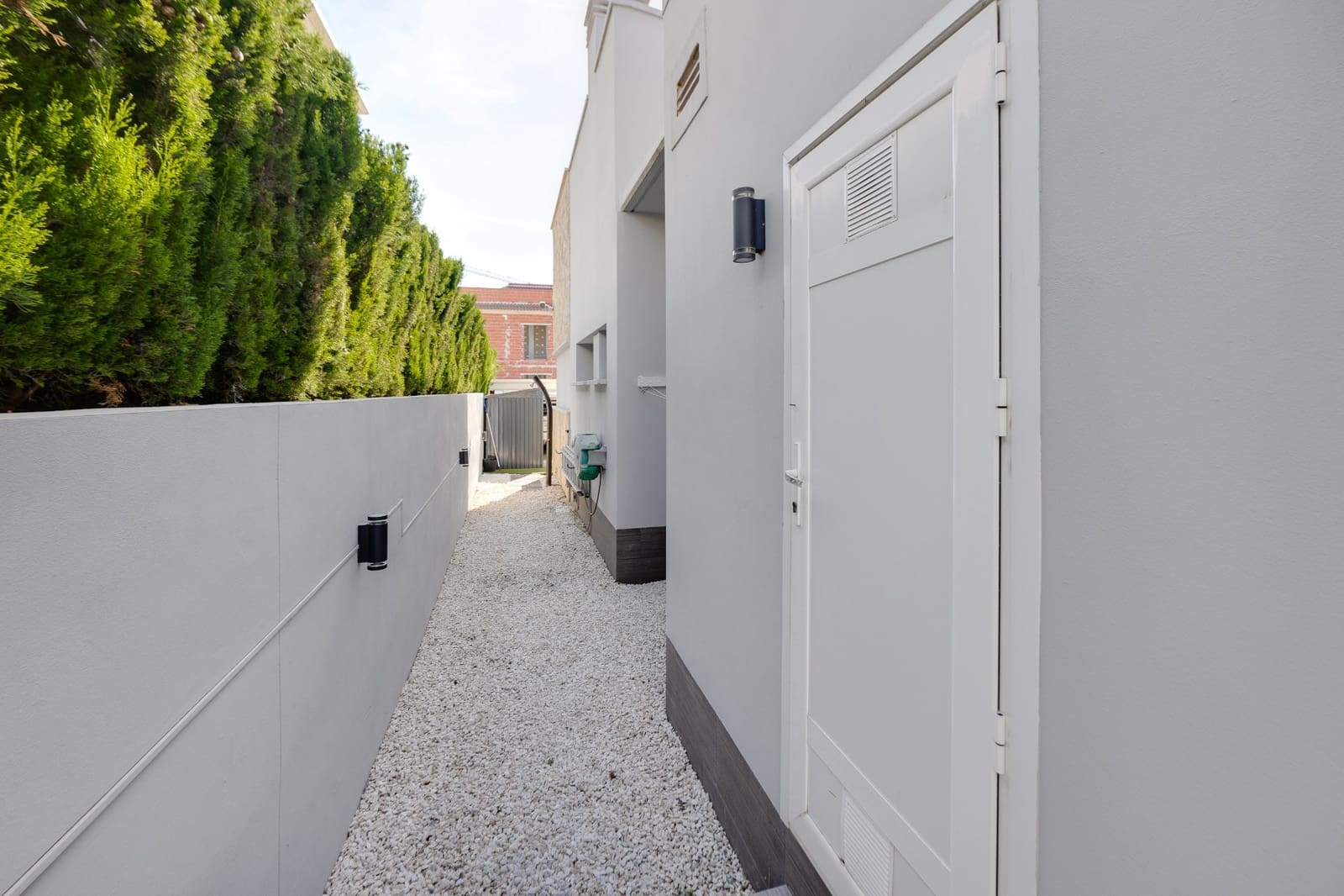 3 slaapkamer Villa te koop in Dona Pepa met zwembad garage - € 585.000 (Ref: 10022899)