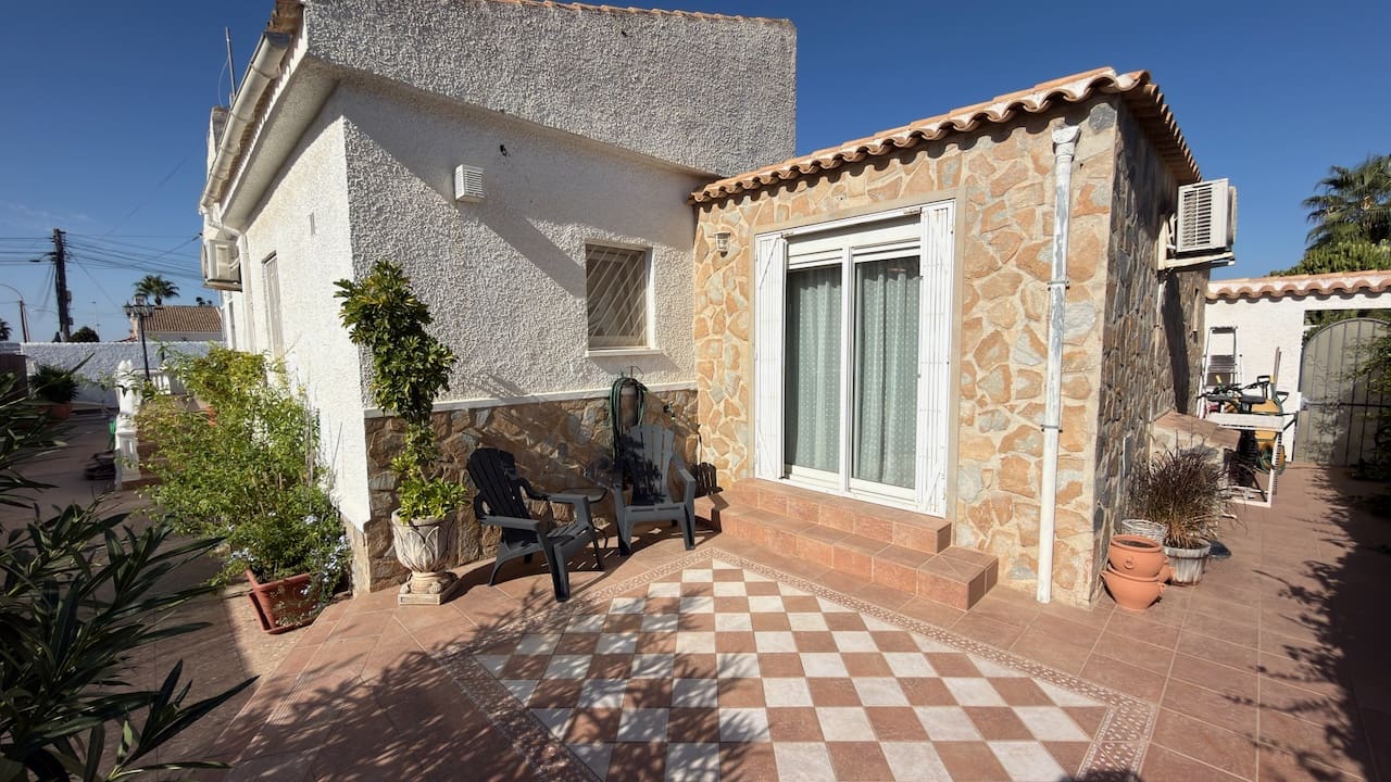 3 sypialnia Willa na sprzedaż w San Luis z basenem - 399 900 € (Ref: 10057552)