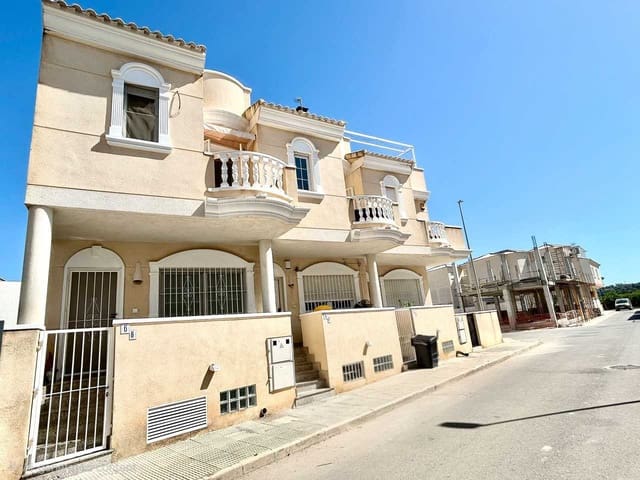 4 quarto Casa em Banda para venda em Heredades, Almoradí com piscina garagem - 230 000 € (Ref: 10062700)