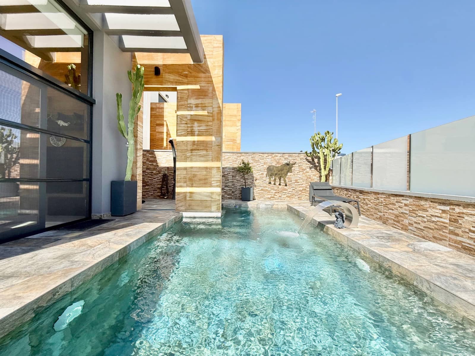 3 slaapkamer Villa te koop in Cabo Roig met zwembad garage - € 570.000 (Ref: 10081650)