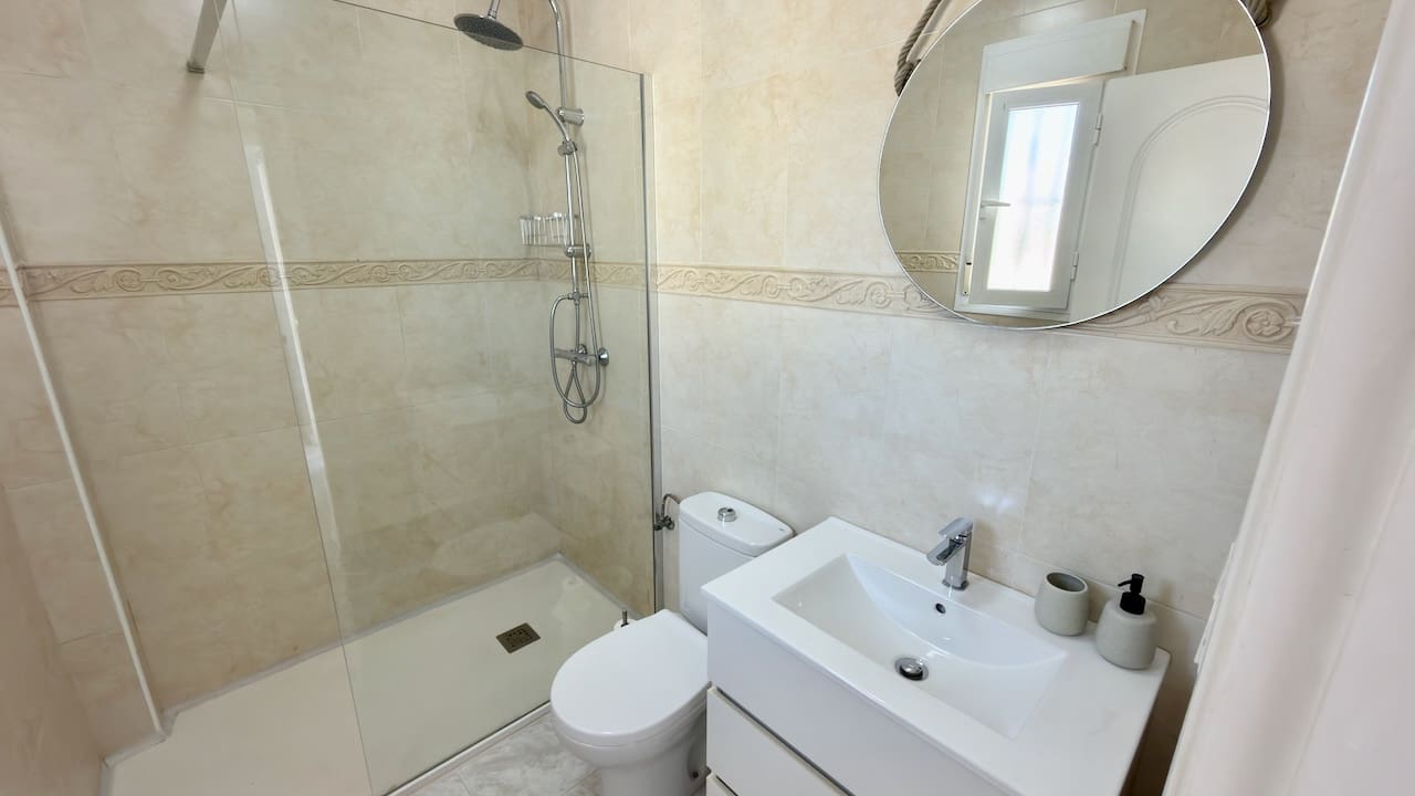 3 makuuhuone Huvila myytävänä paikassa Ciudad Quesada mukana uima-altaan - 325 000 € (Ref: 10091629)