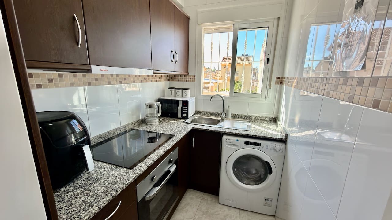 3 makuuhuone Huvila myytävänä paikassa Ciudad Quesada mukana uima-altaan - 325 000 € (Ref: 10091629)