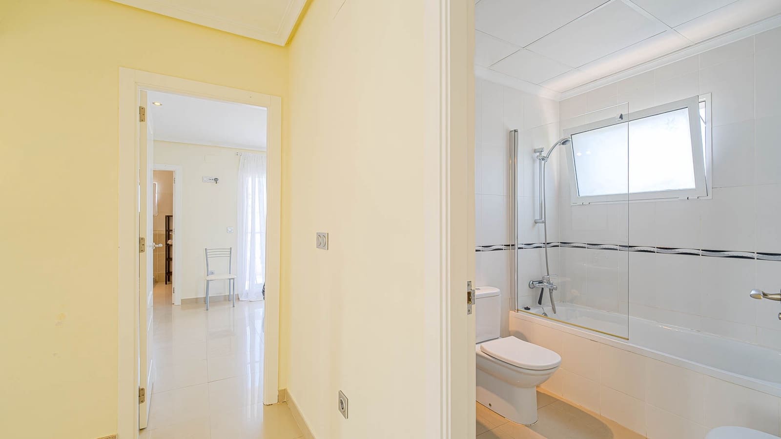 5 sypialnia Willa na sprzedaż w Miasto Alicante / Alacant z basenem garażem - 490 000 € (Ref: 10099078)