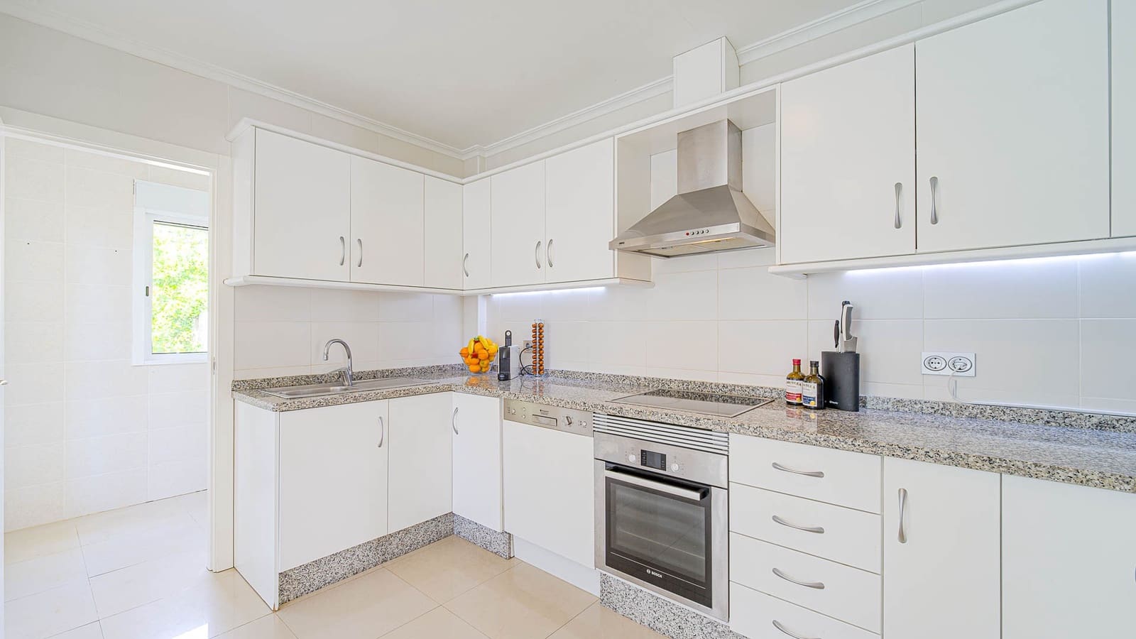 5 sypialnia Willa na sprzedaż w Miasto Alicante / Alacant z basenem garażem - 490 000 € (Ref: 10099078)