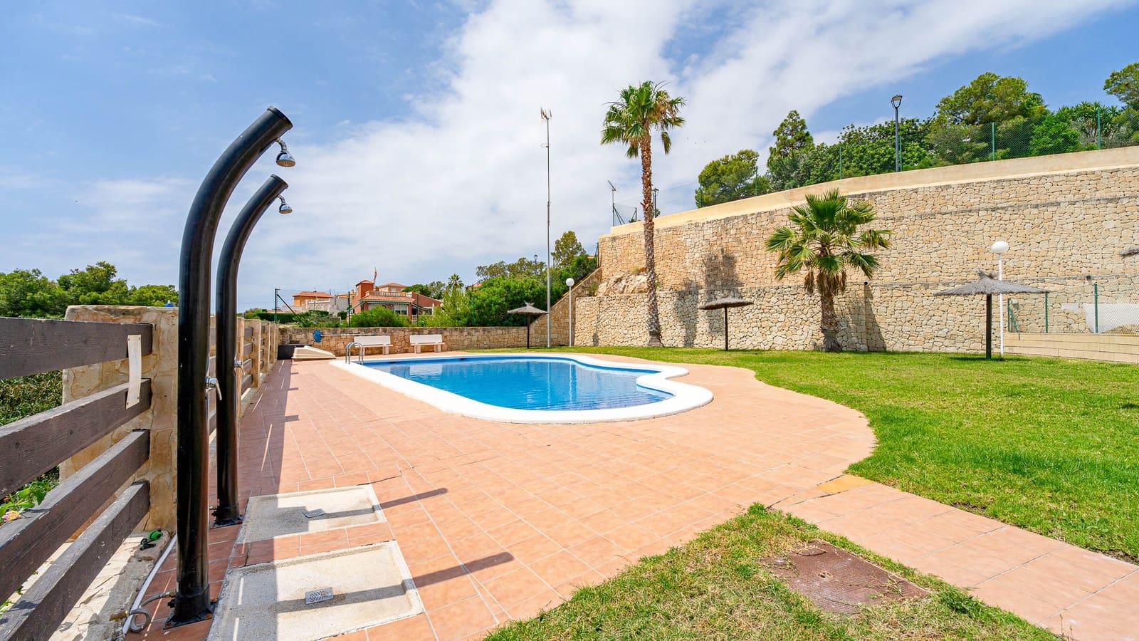5 sypialnia Willa na sprzedaż w Miasto Alicante / Alacant z basenem garażem - 490 000 € (Ref: 10099078)