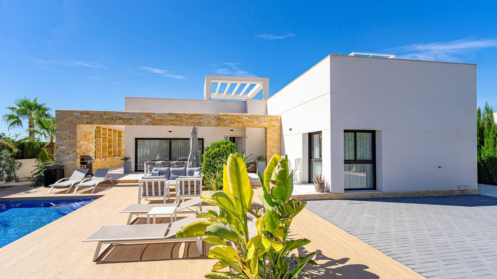 3 soverom Villa til salgs i Dona Pepa med svømmebasseng garasje - € 835 000 (Ref: 10104365)
