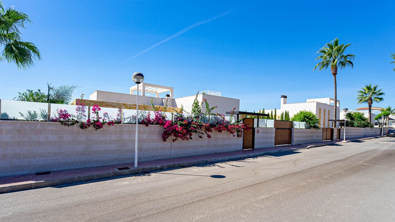 3 soverom Villa til salgs i Dona Pepa med svømmebasseng garasje - € 835 000 (Ref: 10104365)