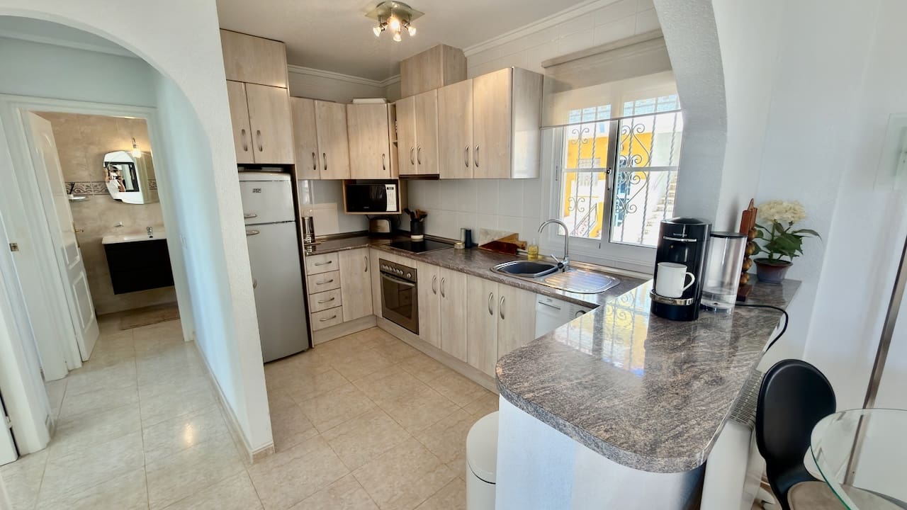 2 Zimmer Villa zu verkaufen in Dona Pepa mit Pool - 195.000 € (Ref: 10117428)