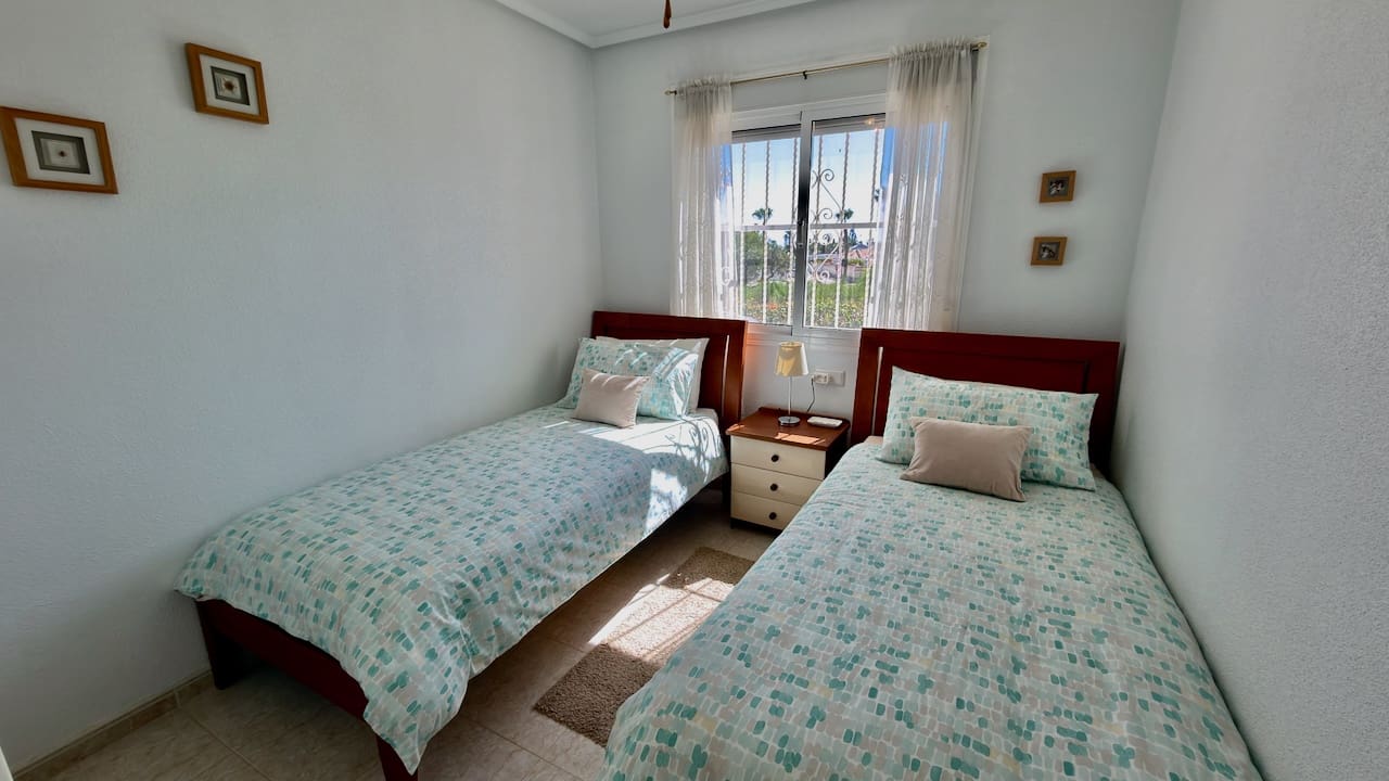 2 Zimmer Villa zu verkaufen in Dona Pepa mit Pool - 195.000 € (Ref: 10117428)