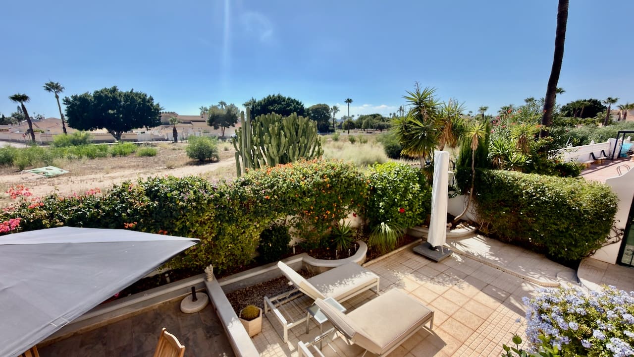 2 Zimmer Villa zu verkaufen in Dona Pepa mit Pool - 195.000 € (Ref: 10117428)
