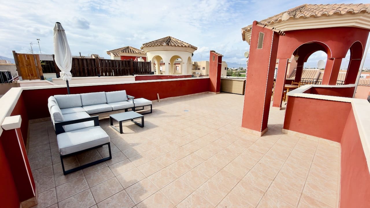 2 sovrum Villa till salu i Daya Nueva med pool - 189 995 € (Ref: 10120647)