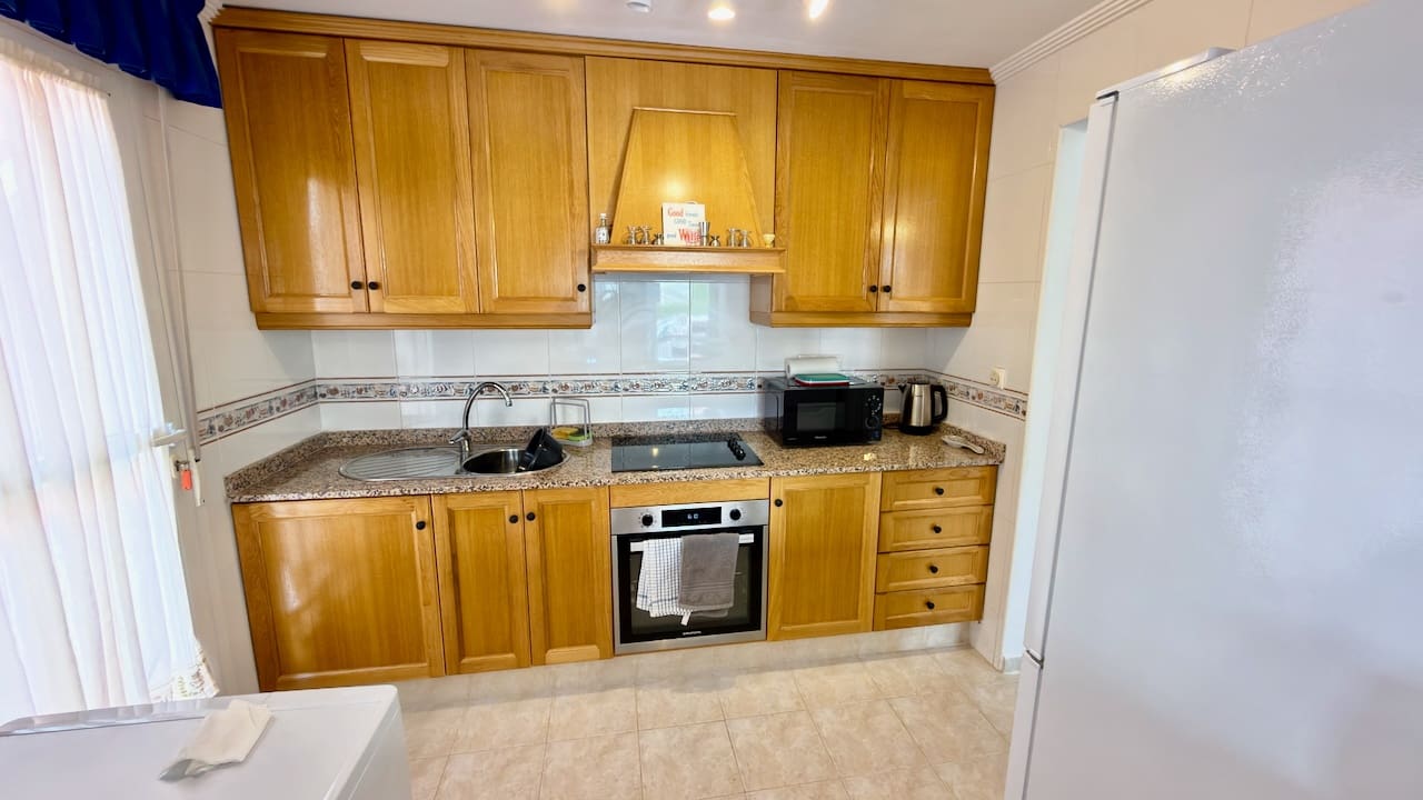 2 sovrum Villa till salu i Daya Nueva med pool - 189 995 € (Ref: 10120647)