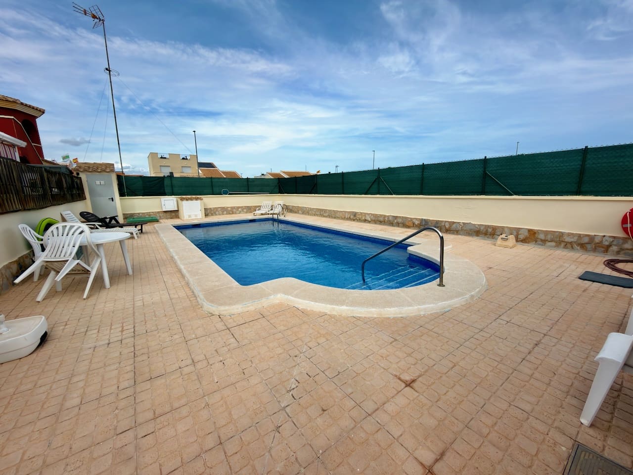 2 sovrum Villa till salu i Daya Nueva med pool - 189 995 € (Ref: 10120647)