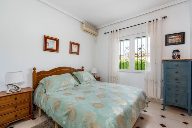 4 sypialnia Willa na sprzedaż w Ciudad Quesada, Rojales z basenem garażem - 580 000 € (Ref: 10158508)
