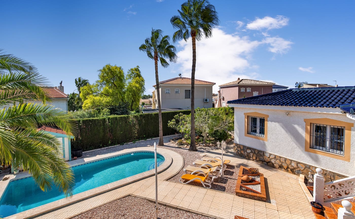 4 camera da letto Villa in vendita in Ciudad Quesada con piscina garage - 580.000 € (Rif: 10158508)