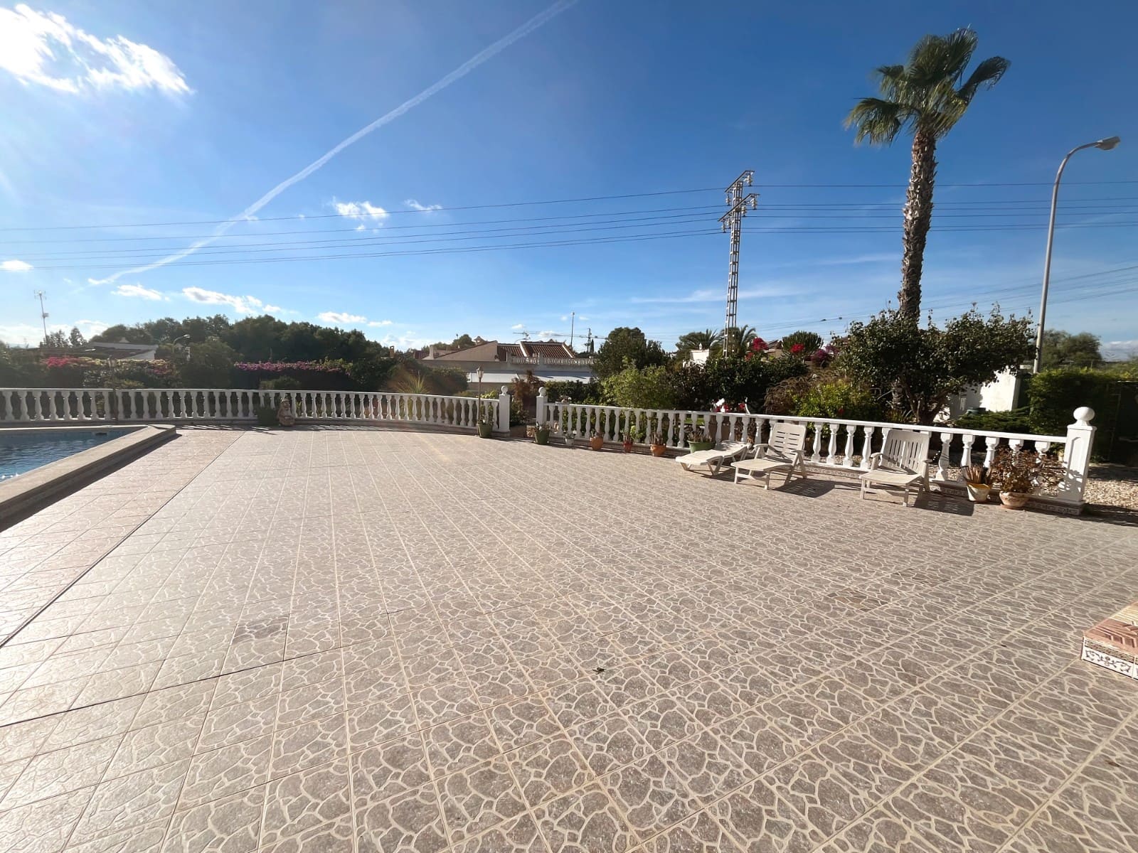4 bedroom Villa for sale in Ciudad Quesada with pool garage - € 549,995 (Ref: 10160446)