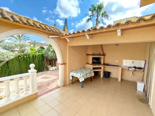 4 Zimmer Villa zu verkaufen in Pueblo Lucero, Rojales mit Pool Garage - 380.000 € (Ref: 10166981)