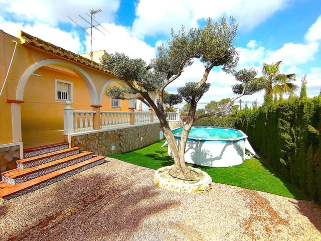 4 Zimmer Villa zu verkaufen in Pueblo Lucero, Rojales mit Pool Garage - 380.000 € (Ref: 10166981)