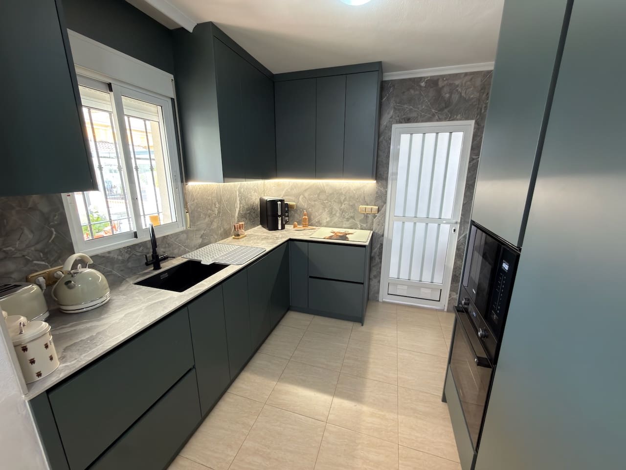 3 Zimmer Villa zu verkaufen in Los Montesinos mit Pool Garage - 299.995 € (Ref: 10166982)