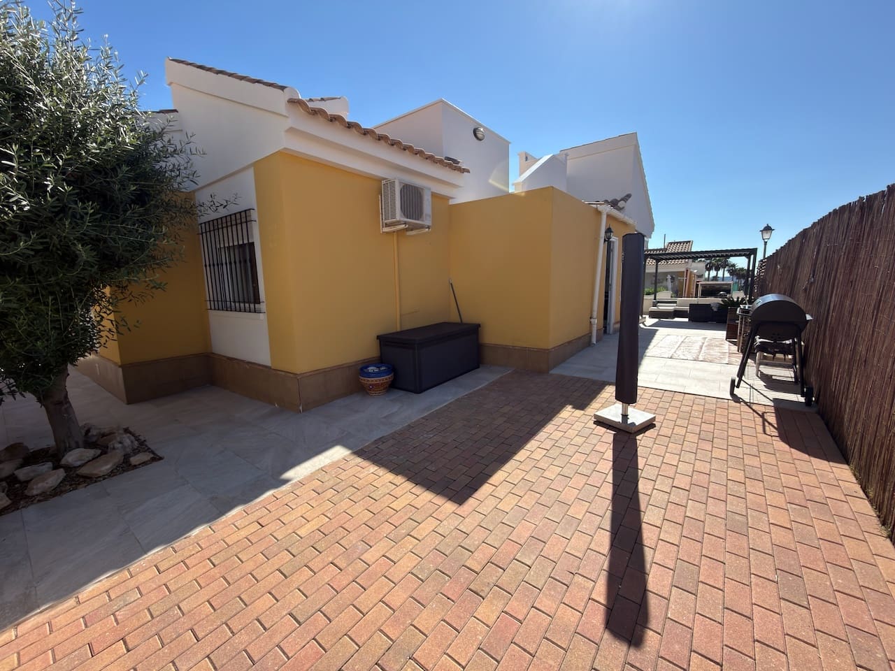 3 Zimmer Villa zu verkaufen in Los Montesinos mit Pool Garage - 299.995 € (Ref: 10166982)