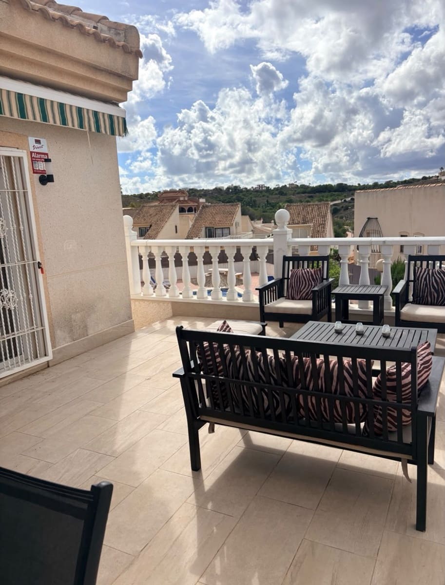 3 bedroom Semi-detached Villa for sale in Ciudad Quesada with pool - € 235,000 (Ref: 10166983)