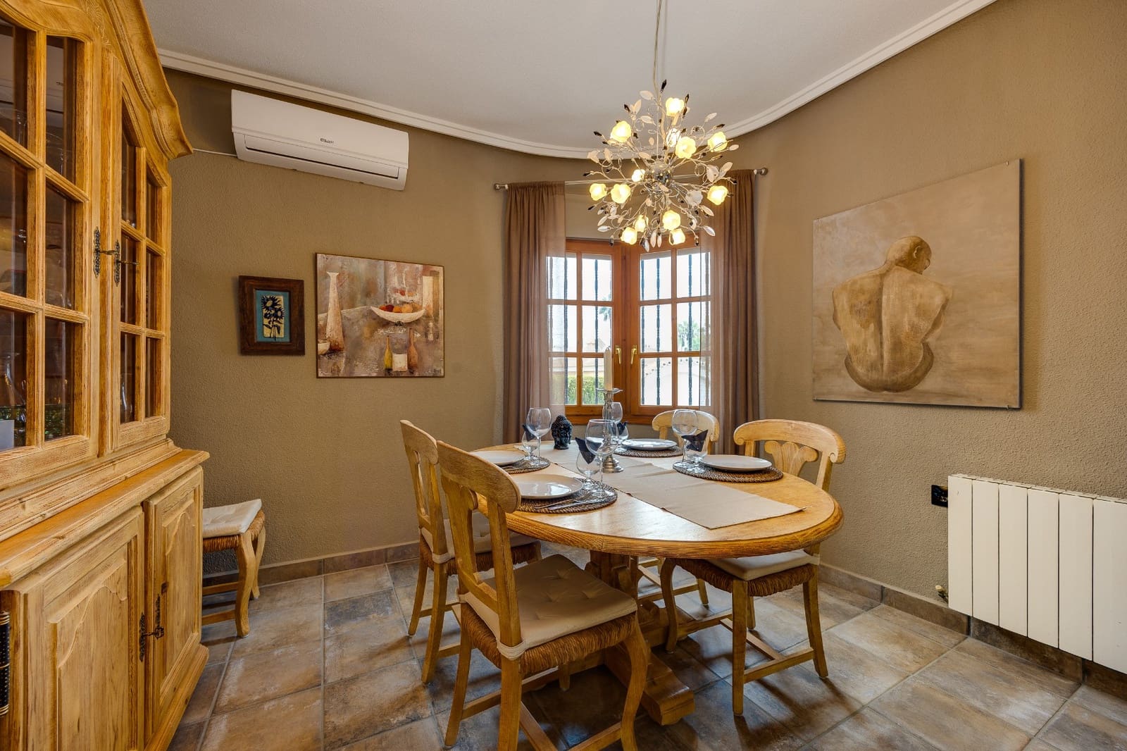 Chalet de 4 habitaciones en Ciudad Quesada en venta con piscina garaje - 599.000 € (Ref: 10167278)
