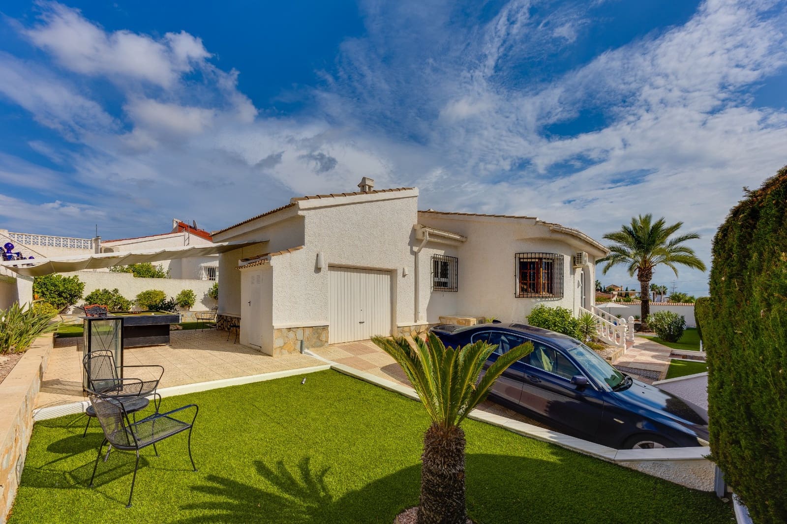 Chalet de 4 habitaciones en Ciudad Quesada en venta con piscina garaje - 599.000 € (Ref: 10167278)