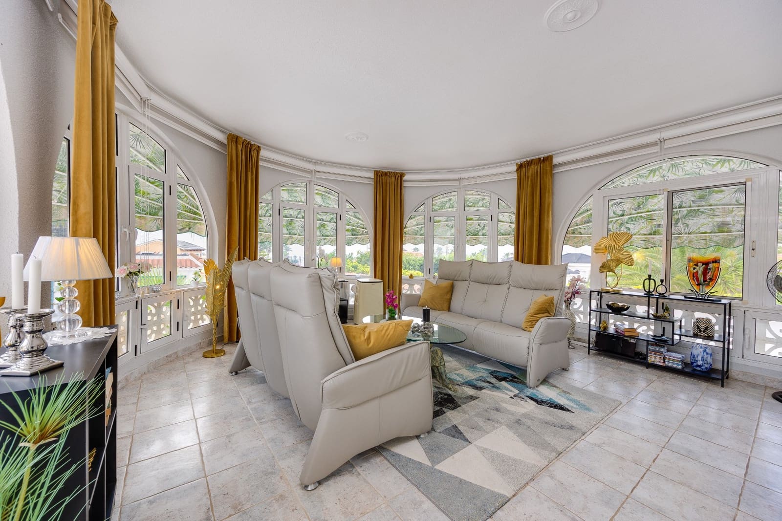 4 bedroom Villa for sale in Rojales with pool garage - € 549,000 (Ref: 10167279)