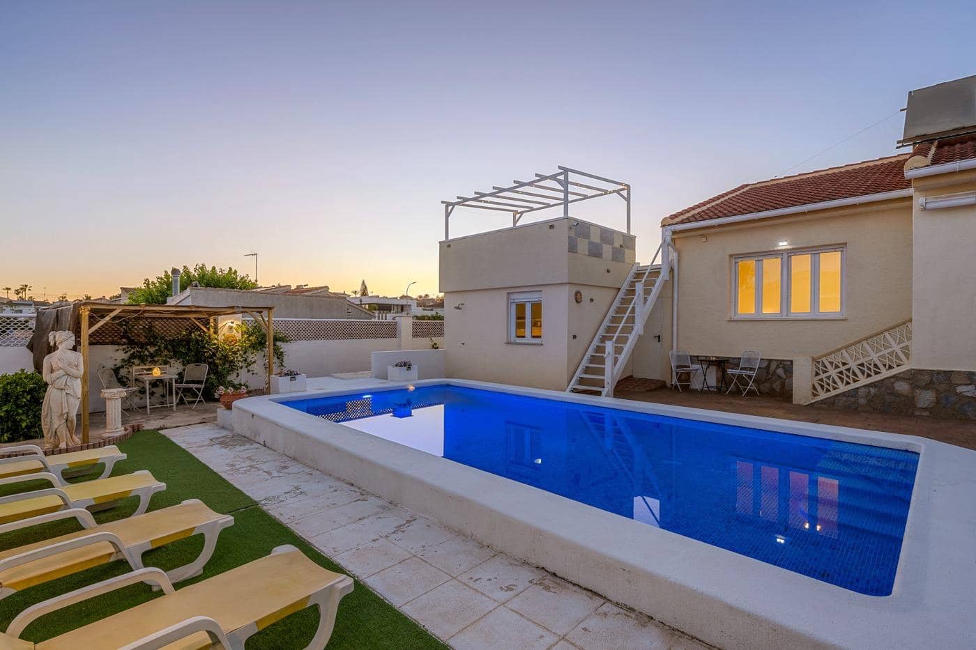 6 sypialnia Willa na sprzedaż w Ciudad Quesada z basenem garażem - 697 500 € (Ref: 10170332)