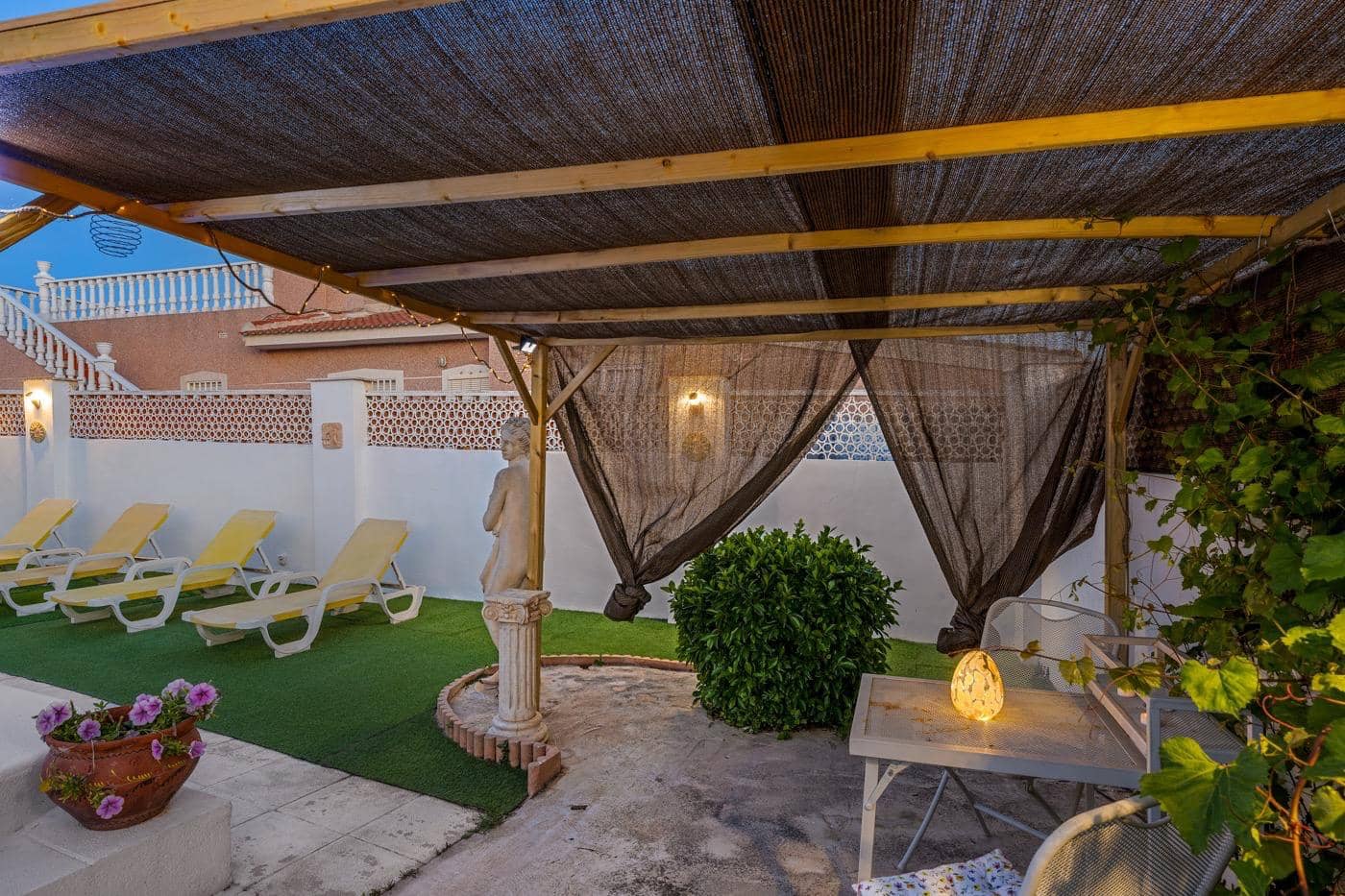 6 sypialnia Willa na sprzedaż w Ciudad Quesada z basenem garażem - 697 500 € (Ref: 10170332)
