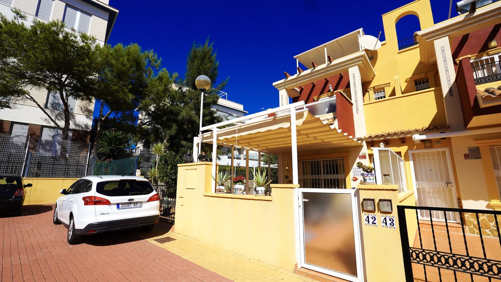 3 sypialnia Dom na sprzedaż w Los Dolses z basenem garażem - 299 000 € (Ref: 10175553)