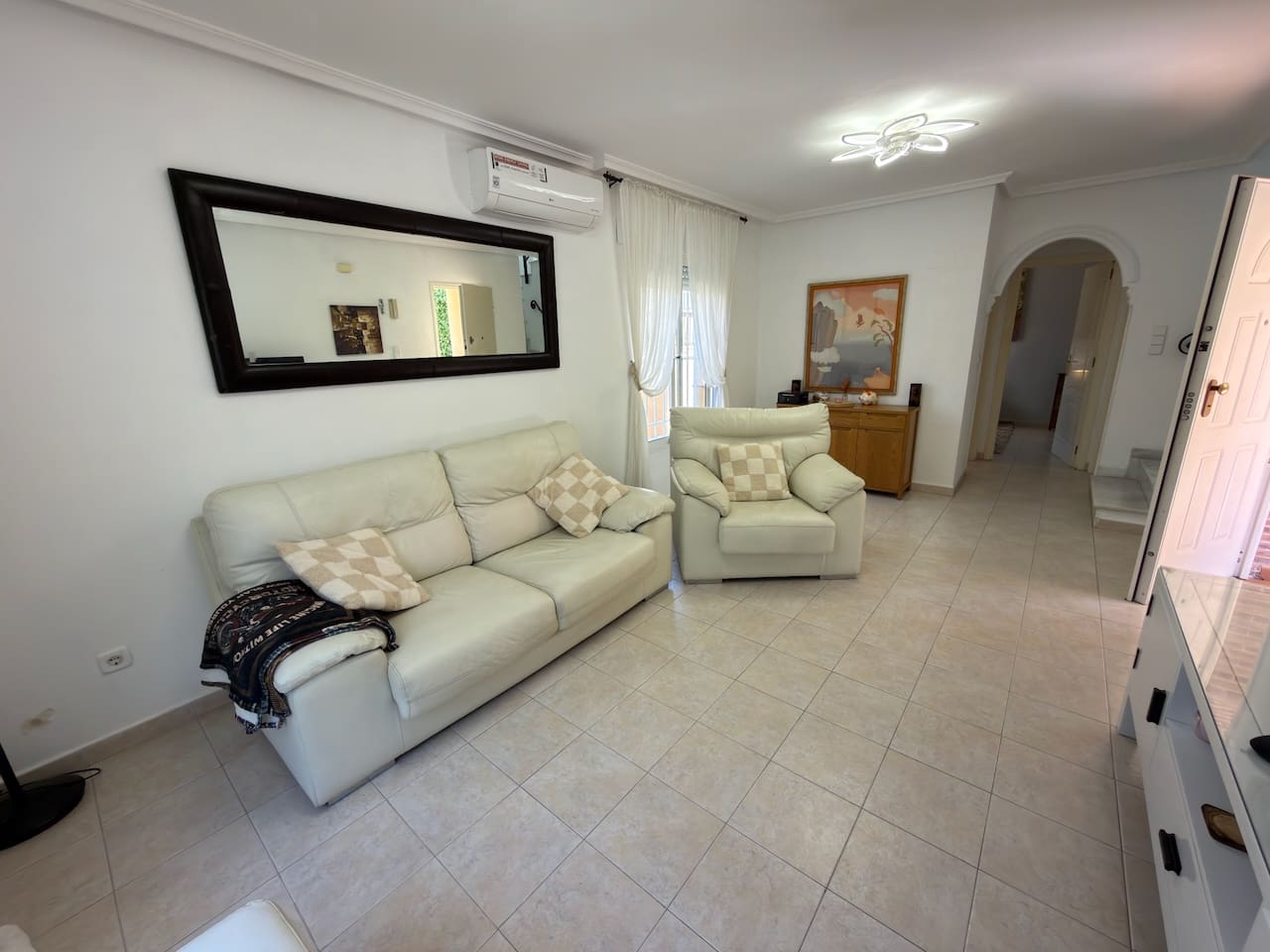 3 sovrum Villa till salu i Dona Pepa med pool garage - 269 995 € (Ref: 10175694)