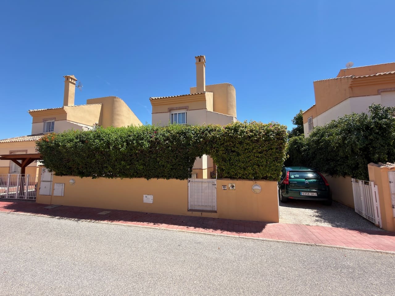 3 sovrum Villa till salu i Dona Pepa med pool garage - 269 995 € (Ref: 10175694)