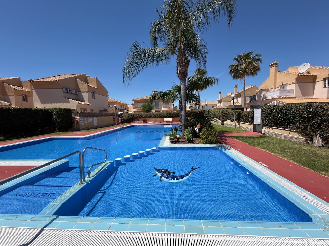 3 sovrum Villa till salu i Dona Pepa med pool garage - 269 995 € (Ref: 10175694)