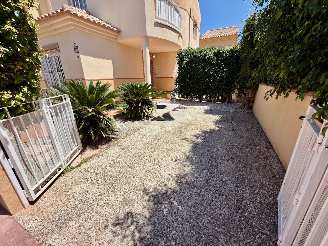 3 sovrum Villa till salu i Dona Pepa med pool garage - 269 995 € (Ref: 10175694)
