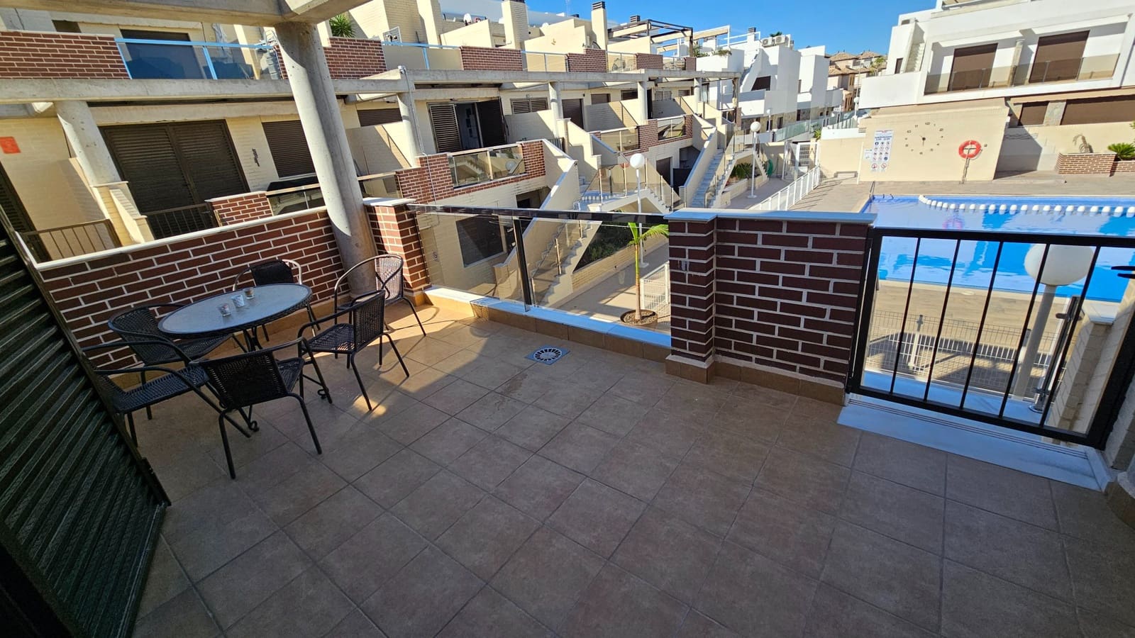 Apartamento de 3 habitaciones en Cabo Roig en venta con piscina garaje - 245.000 € (Ref: 10182052)