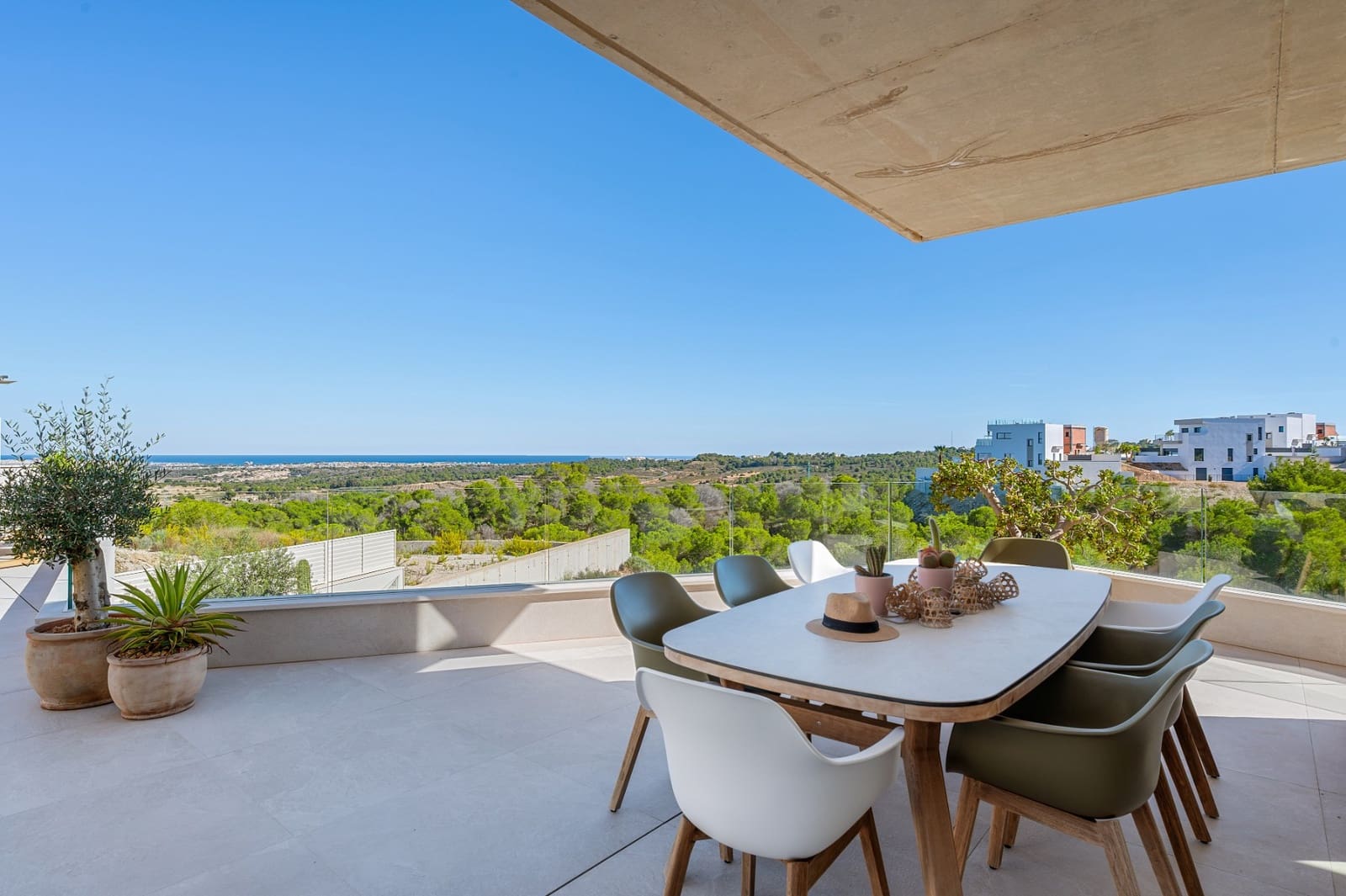 Chalet de 3 habitaciones en San Miguel de Salinas en venta con piscina garaje - 1.049.000 € (Ref: 10183397)