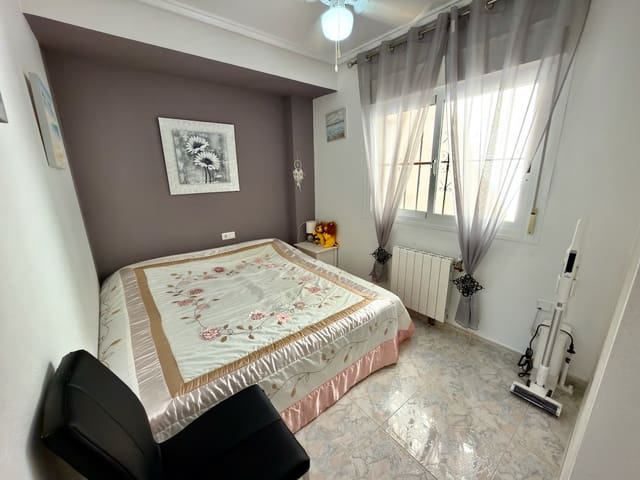 3 soveværelse Villa til salg i Ciudad Quesada, Rojales med swimmingpool - € 235.000 (Ref: 10183586)