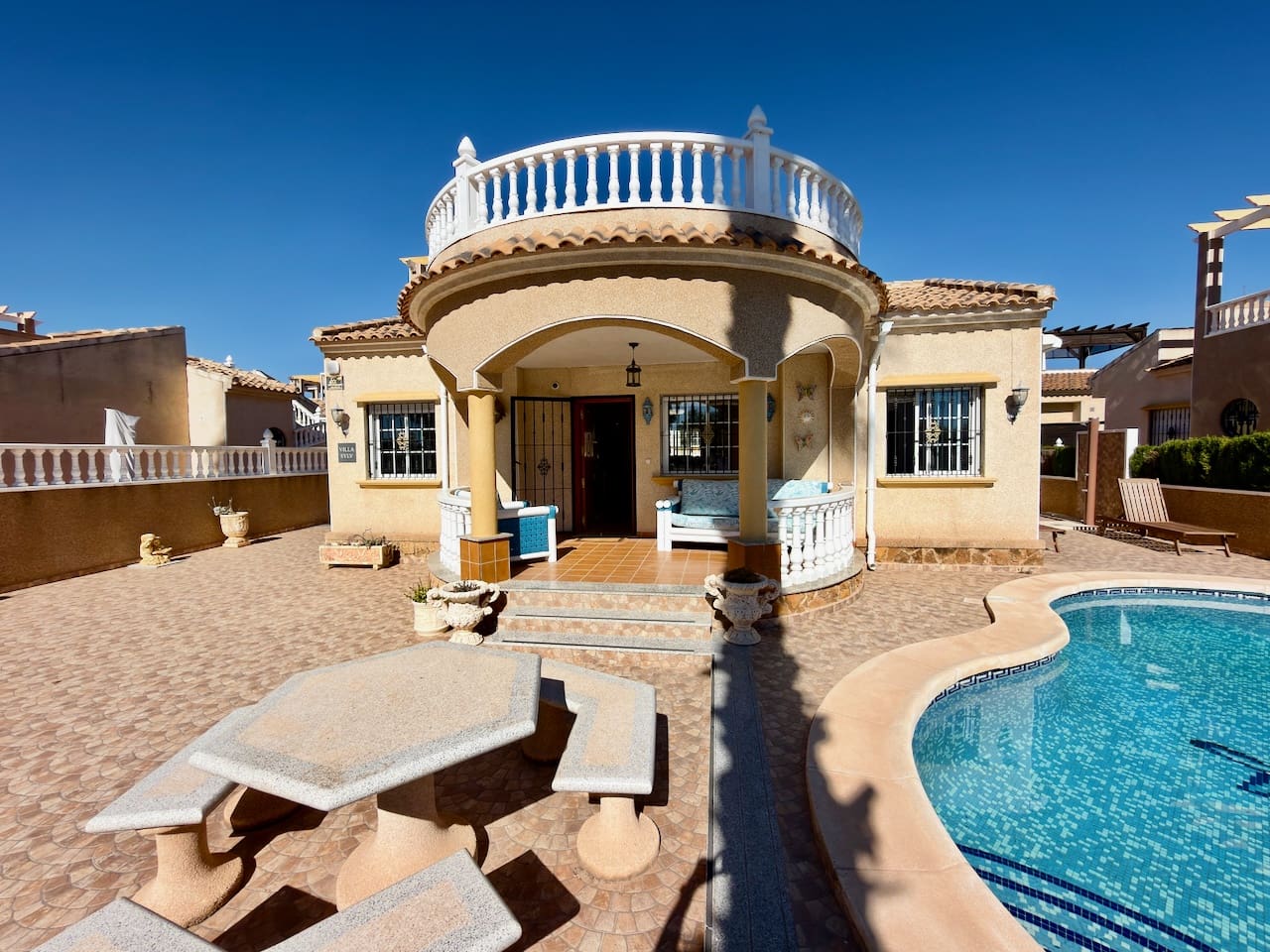 3 chambre Villa/Maison à vendre à Guardamar del Segura avec piscine garage - 399 995 € (Ref: 10185987)