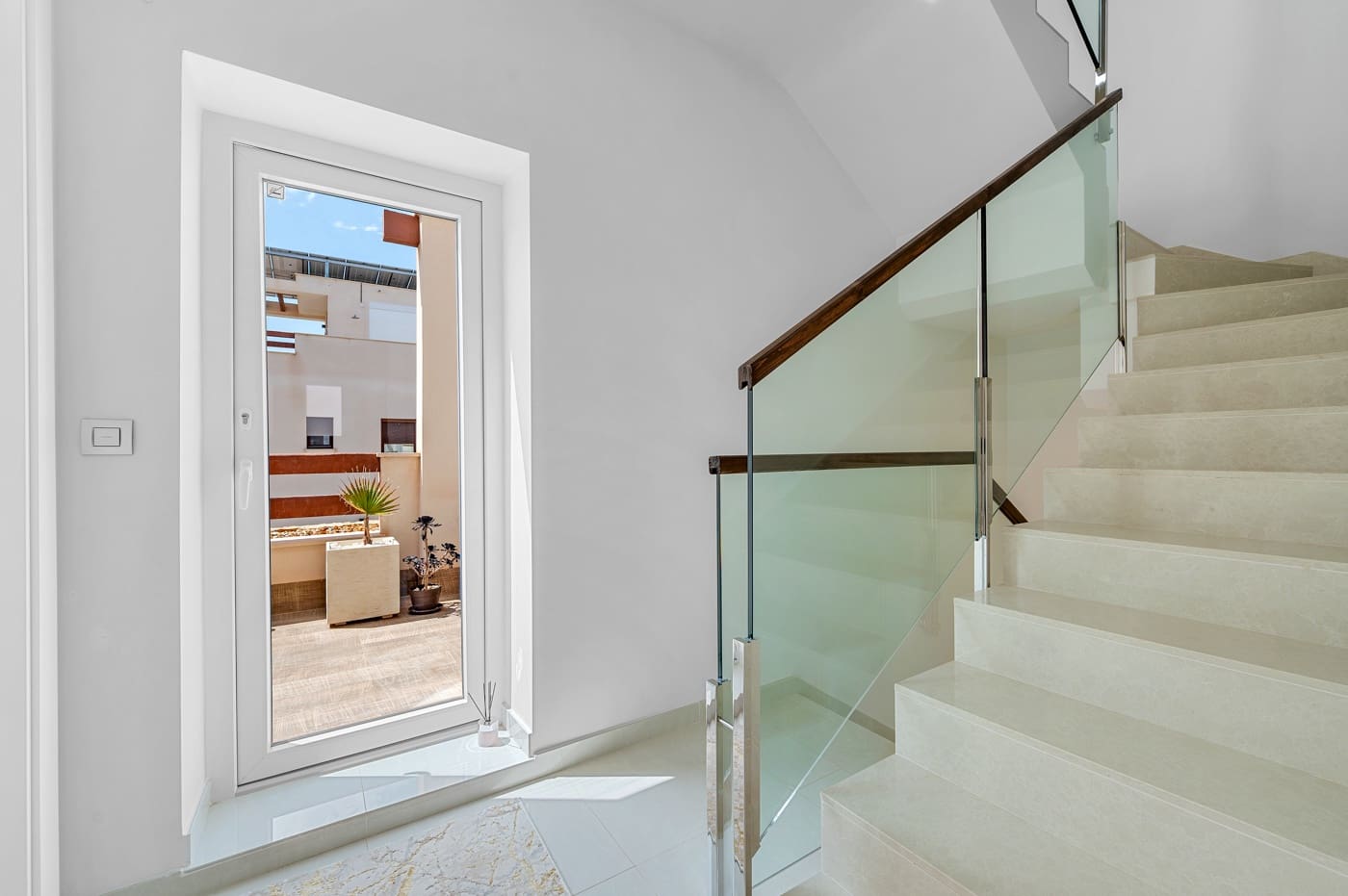 Chalet de 3 habitaciones en Ciudad Quesada en venta con piscina - 475.000 € (Ref: 9072032)